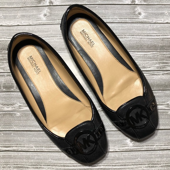 FASHION WISH Designer Shoes and Handbags FASHION WISH Designer Shoes and Handbags